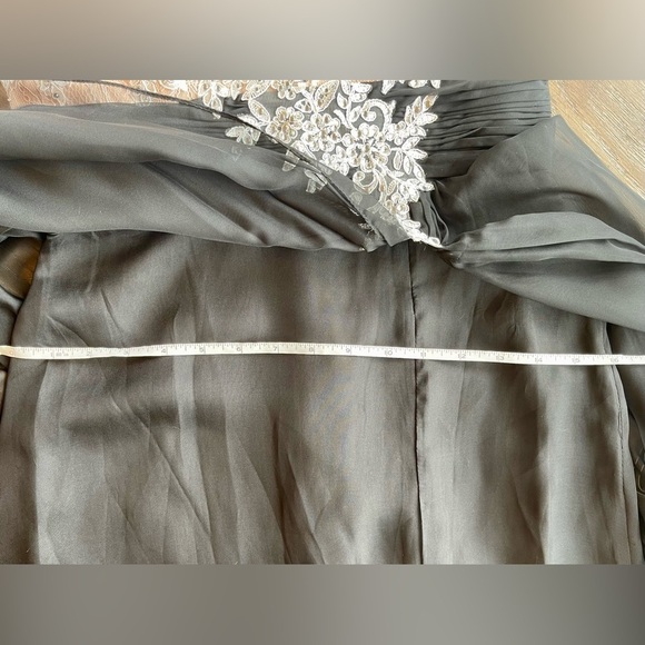 MAC DUGGAL Chiffon Embellished Formal Dress Sz 6 Evening Gown Prom Homecoming - Picture 15 of 16
